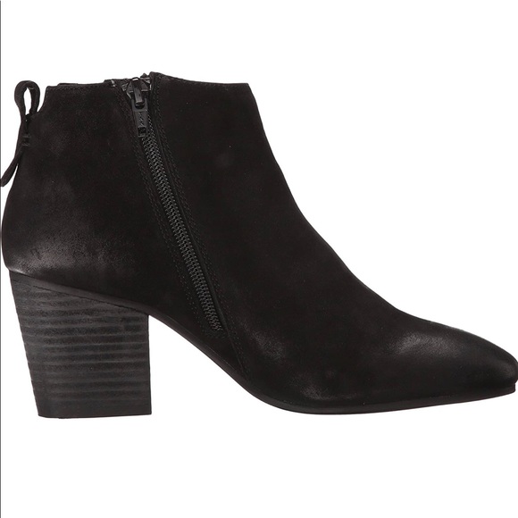 Women’s Steve Madden JAYDUN Booties - Picture 4 of 8